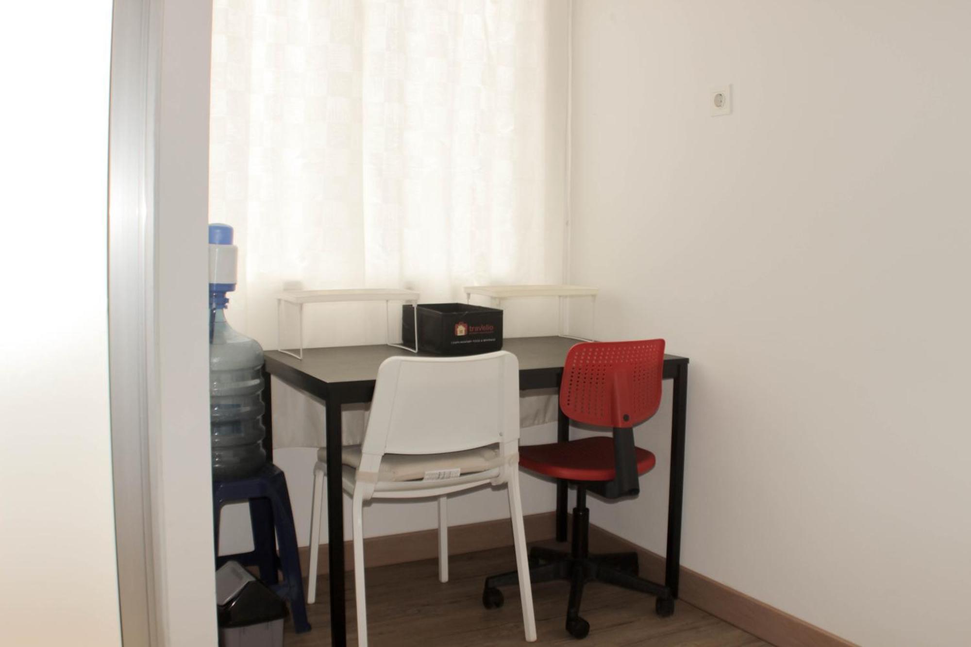 Comfy And Tidy At Riverview Jababeka By Travelio Apartemen